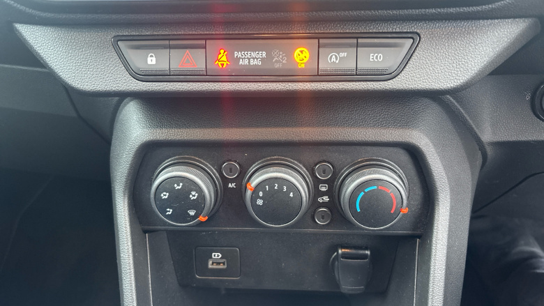 Dacia Sandero 1.0 TCe Comfort 5dr Bi Fuel Hatchback